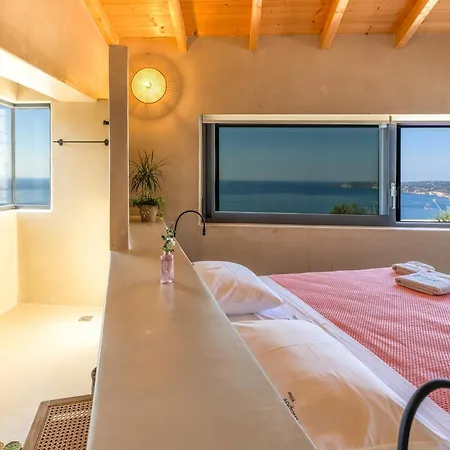 Apeiron Livathos (Kefalonia)