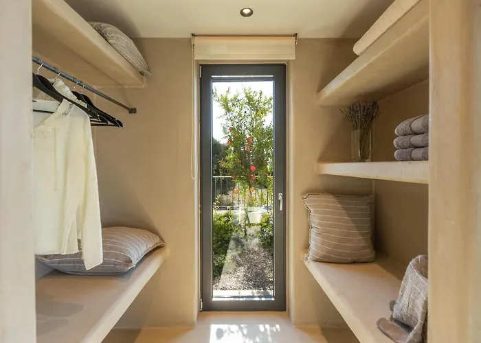 Apeiron Livathos (Kefalonia)